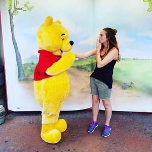 Meet your Posher, Samantha